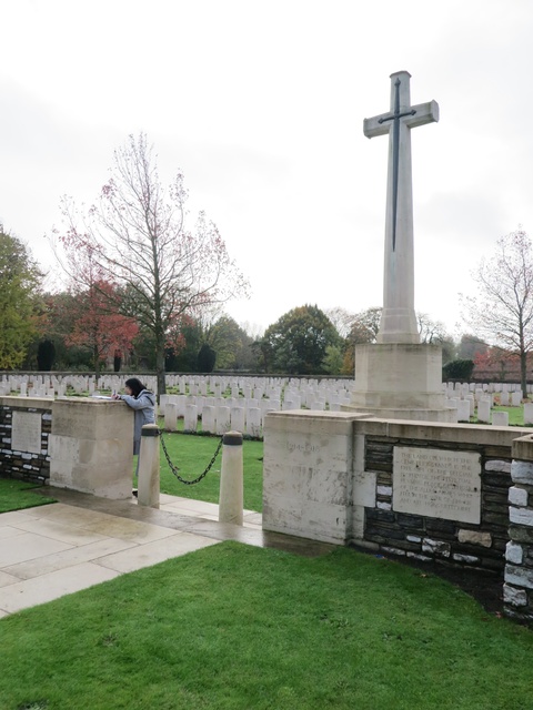 Menin Road South Military Commonwealth War Graves Commission Cemetery